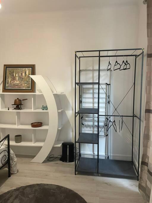 Cosy Apartment In Paris Saint-Ouen  Buitenkant foto