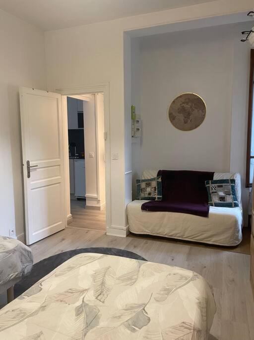 Cosy Apartment In Paris Saint-Ouen  Buitenkant foto